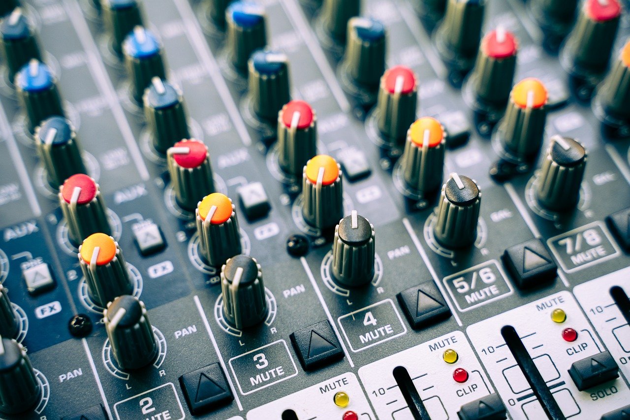 mixer da corso radiofonico