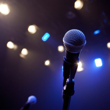 La radio dovrebbe raccontare il Festival di Sanrem
